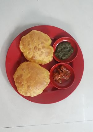 A picture of Ajwain ki Poori.