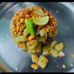 A picture of Sweet potato peanut chat.