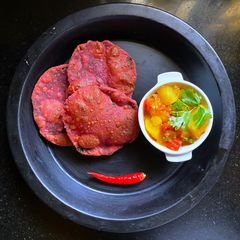 A picture of Beetroot Poori aur Sabji.