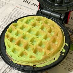 A picture of Pandan Waffle.