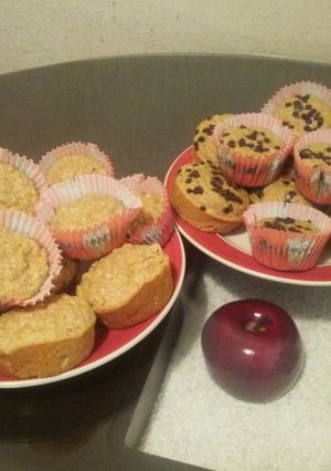 Una foto de Muffin de avena con plátano y chispa de chocolate