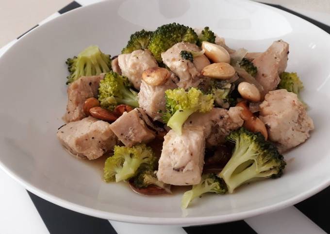 Pollo con brócoli Receta de .R. (MªElena)- Cookpad