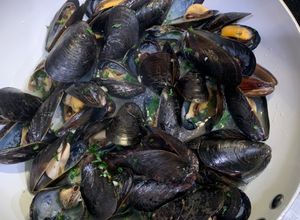 Una foto de Mejillones a la Provenzal