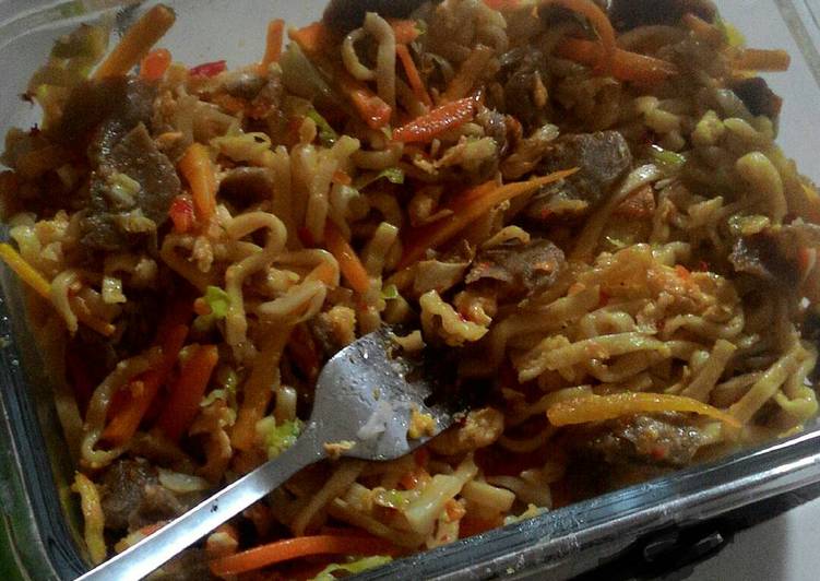 Langkah Mudah untuk Menyiapkan Bakmi goreng maknyus, Lezat