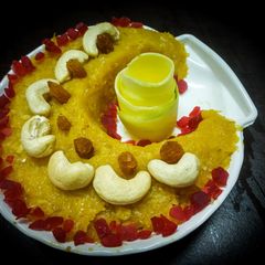 A picture of Aam halwa.