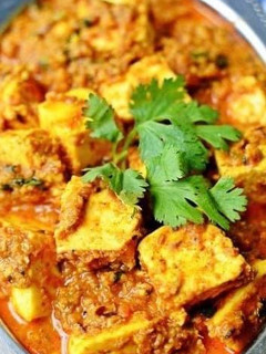 पनीर कोल्हापुरी(paneer kolhapuri recepie inhinndi) रेसिपी मुख्य फोटो