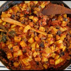 A picture of Spicy Potatoes with Chicken Liver (Sambal Goreng Kentang Ati).