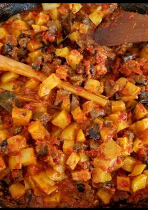A picture of Spicy Potatoes with Chicken Liver (Sambal Goreng Kentang Ati).