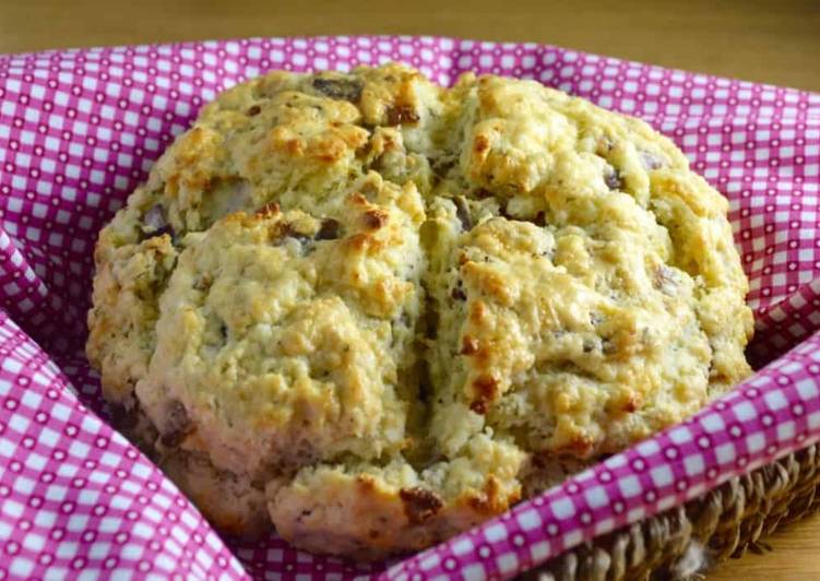 Step-by-Step Guide to Make Super Quick Homemade Bacon &amp; Red Onion Scone Round