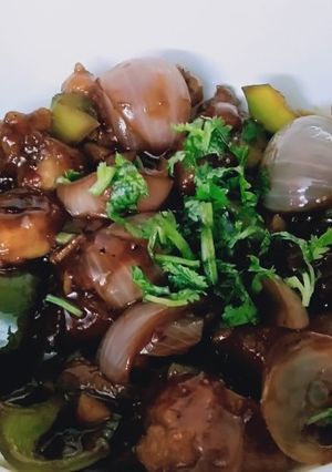 चिली चिकन विद शेजवान सॉस (Chilli Chicken With Schezwan Sauce Recipe In Hindi) रेसिपी मुख्य फोटो
