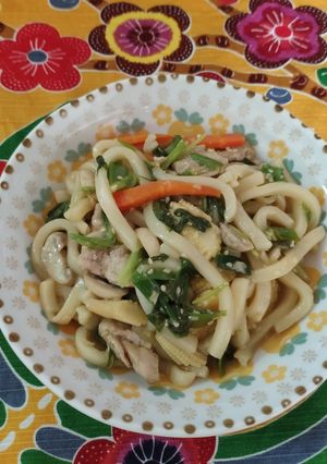 簡單料理-炒烏龍麵 的食譜成品照片