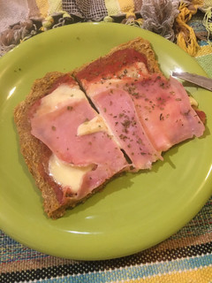 Una foto de Pizza integral SIN levadura