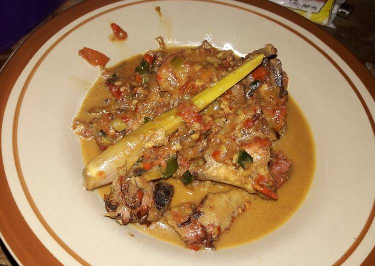 Rica rica balungan ayam