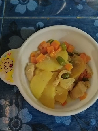 Langkah Gampang Membikin Resep MPASI 12-23 Bulan : Tumis Ayam Sayur yang Enak Banget Anti Ribet, Lezat