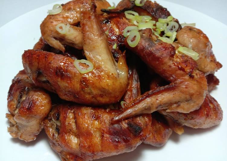 Resep Sayap ayam panggang pedas yang Menggugah Selera