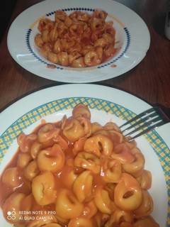 Una foto de Tortellini de carne