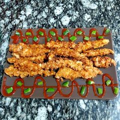A picture of Chicken fingers.