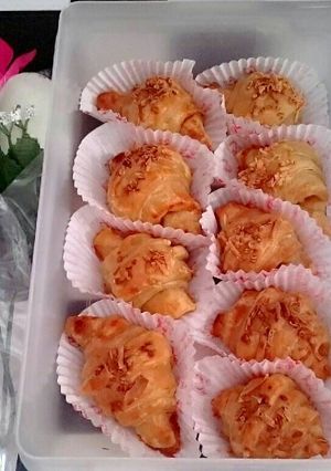 Foto resep Croissant Mini Ngeju bgt..Ekonomis Praktis & Simple