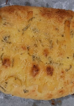 Foto resep Cheesy garlic bread (by yackikuka)