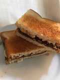 Choco-banana sandwich