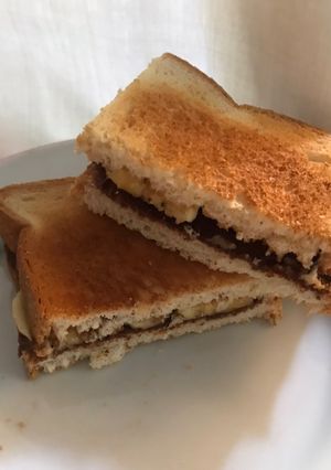 Choco-banana sandwich রেসিপির প্রধান ছবি