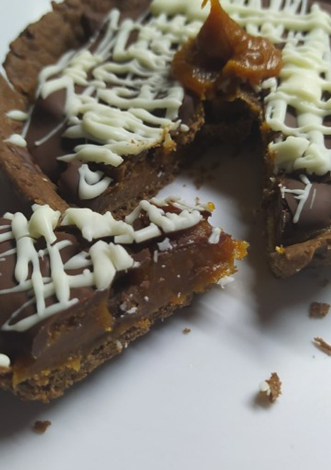 Una foto de Tarta Tofi con base de chocolate