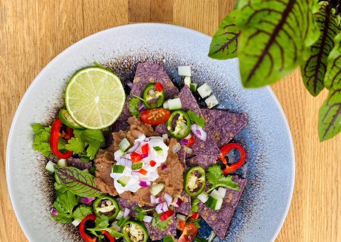 Green Herb Vegan Nachos ๐ฟ ๐ฑ๐ถ