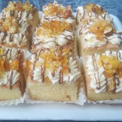A picture of Vanilla Sponge.