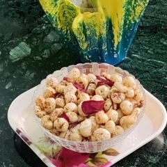 A picture of Masala Phool Makhana.