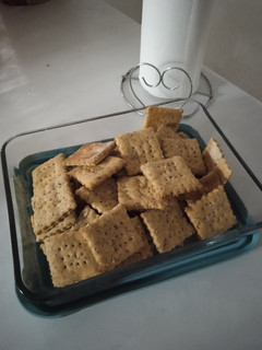 Una foto de Galletitas con orégano y mix de semillas!!