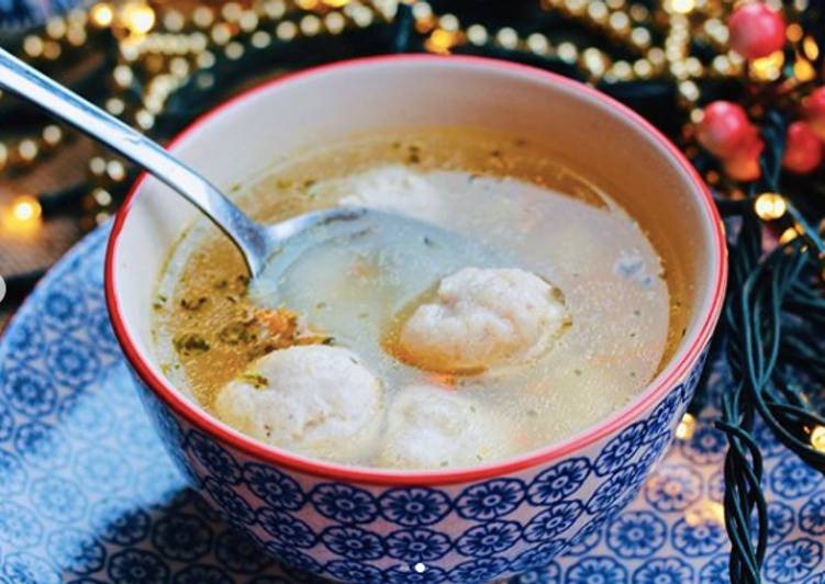 Simple Way to Prepare Speedy Soup with chicken meatballs