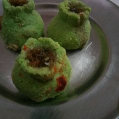 A picture of Green pea halwa kalash.