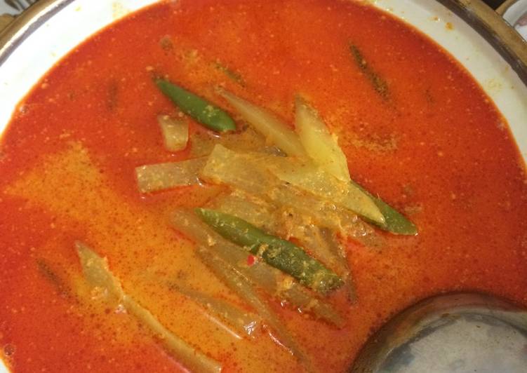 Proses Menyiapkan Gulai Sayur Labu Siam Anti Gagal
