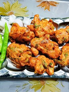 सिंधी प्याज़ पकौड़े (sindhi pyaz pakode recipe in Hindi) रेसिपी मुख्य फोटो