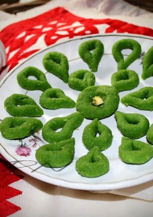 কড়াইশুঁটির সন্দেশ (koraishutir sondesh recipe in Bengali) রেসিপির প্রধান ছবি