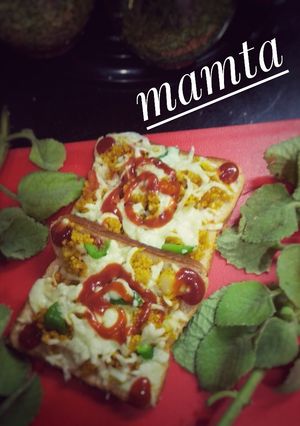 A picture of Bread pizza.