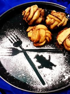 সিনামন রোল (cinnamon roll recipe in Bengali) রেসিপির প্রধান ছবি
