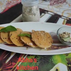 A picture of Idli.