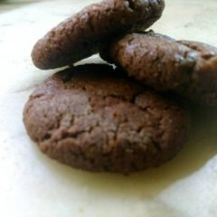 A picture of Chocolate cookies.