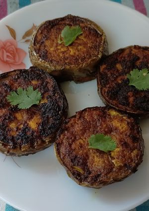 মশলা বেগুন ভাজা(mashla begun bhaja recipe in Bengali) রেসিপির প্রধান ছবি