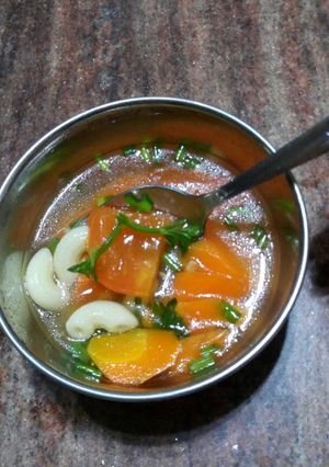 Foto resep Sup makaroni, wartel dan tomat