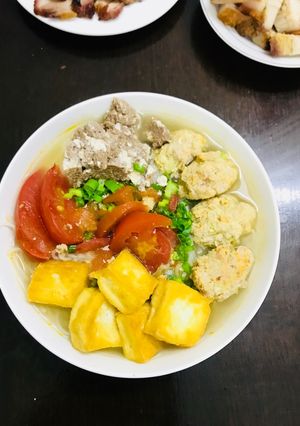 Hình của món Bún riêu cua.