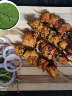 চিকেন টিক্কা কাবাব (Chicken tikka kabab recipe in bengali) রেসিপির প্রধান ছবি