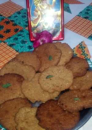 स्पेशल पुआ (Special pua recipe in hindi) रेसिपी मुख्य फोटो
