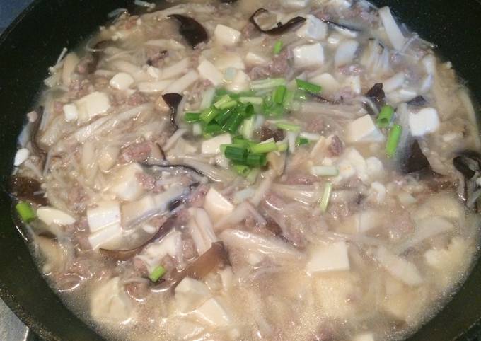 菇類絞肉燉豆腐（可拌飯） 食譜成品照片