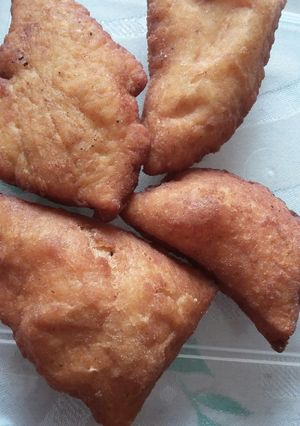 A picture of Cinnamon mandazi.