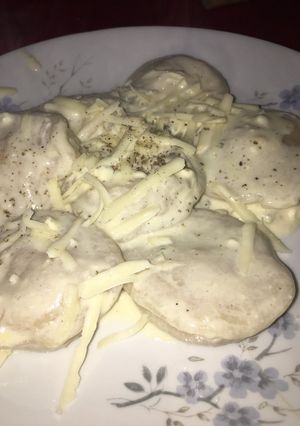 Una foto de Sorrentinos caseros de panceta y ricota con crema y roquefort
