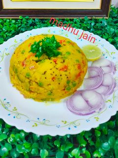सूजी उपमा (suji upma recipe in hindi) रेसिपी मुख्य फोटो