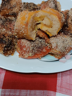 Foto di Involtini di peperoni ripieni di impasto di polpette