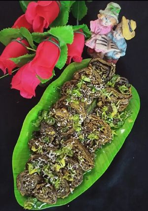 A picture of Colocasia Leaves Patra / Gujarati Arbi Patra.